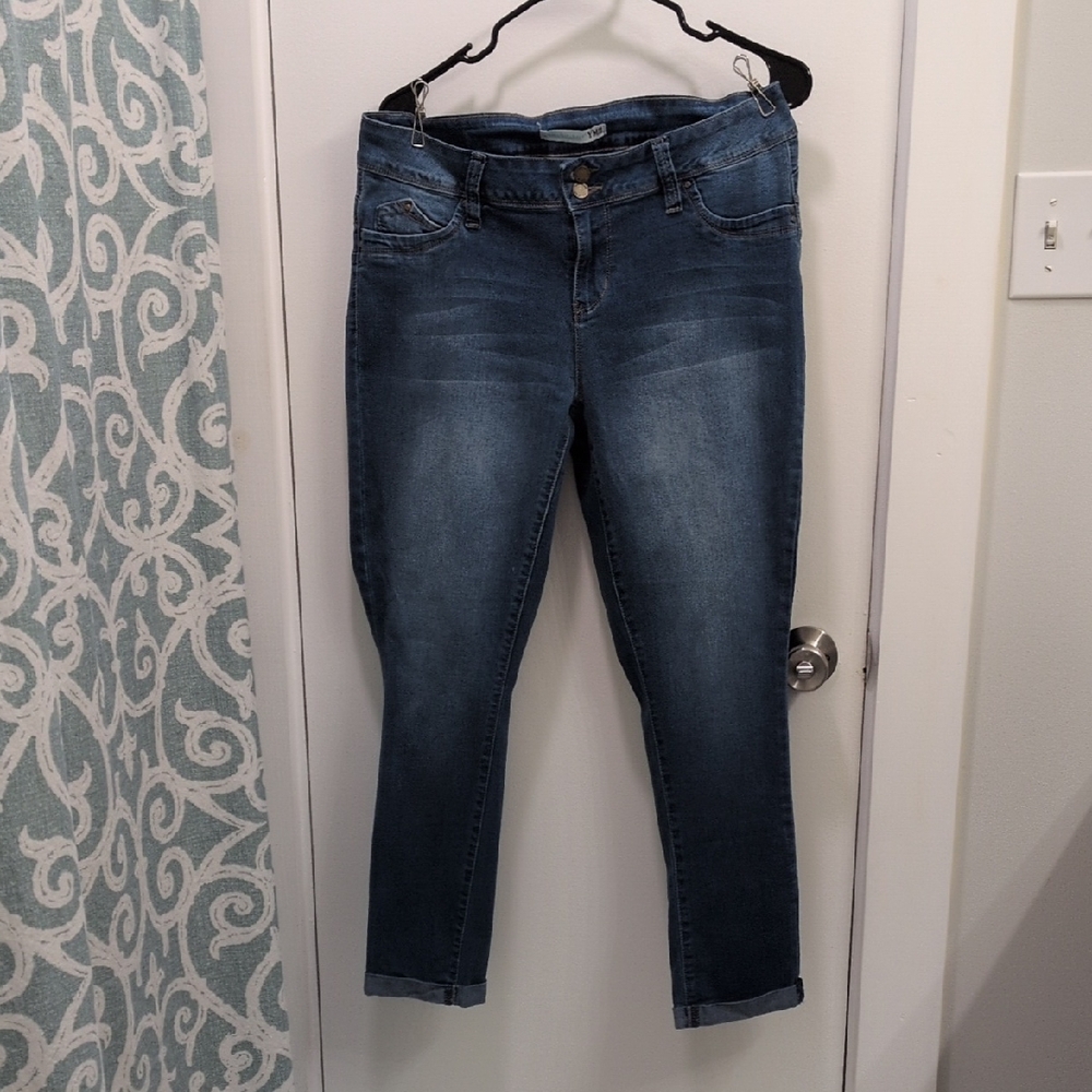 Wanna Better Butt, YMI, Size 14, Cuffed Blue Jean